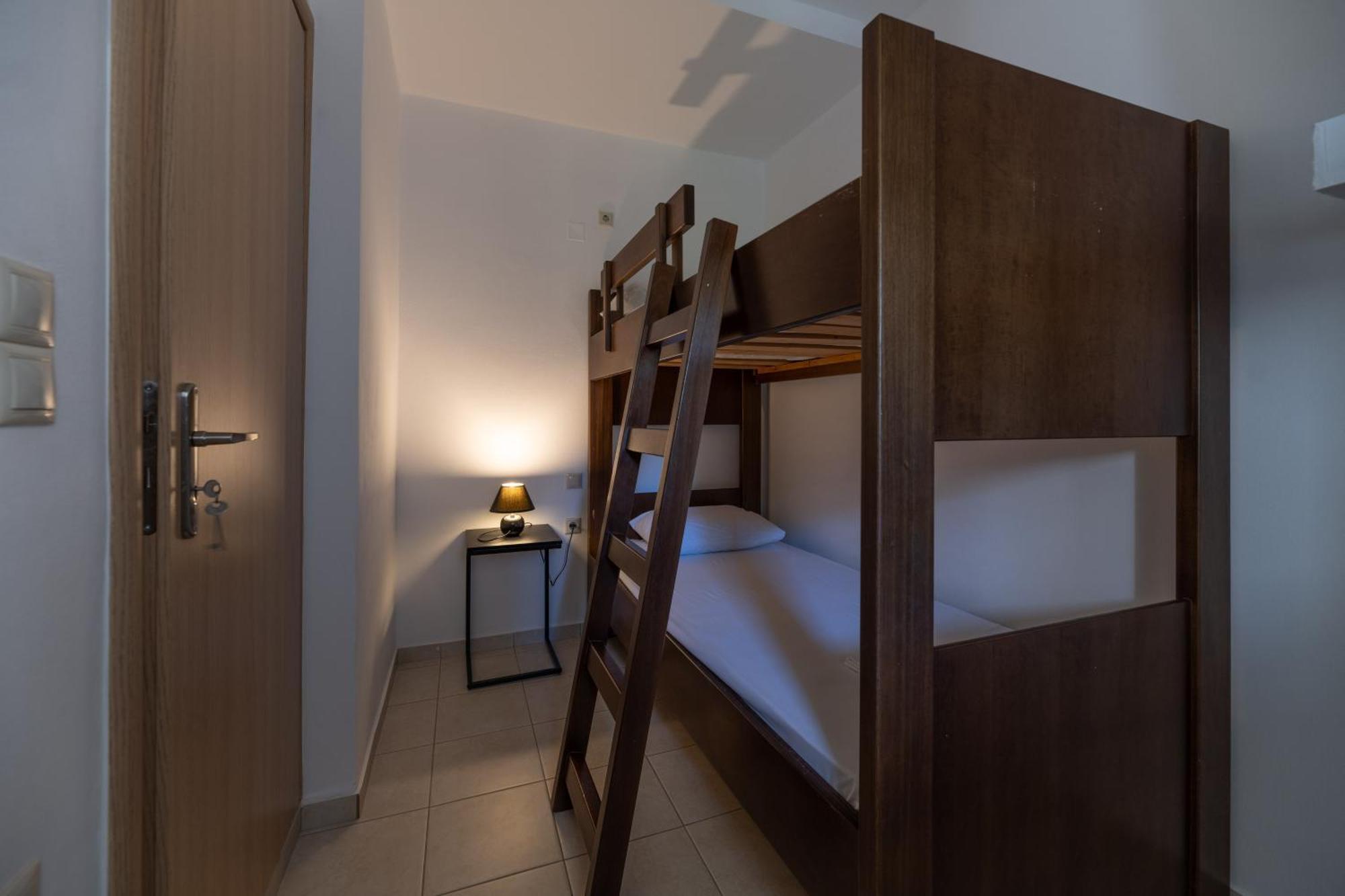Korfes Apartments Камиларион Экстерьер фото